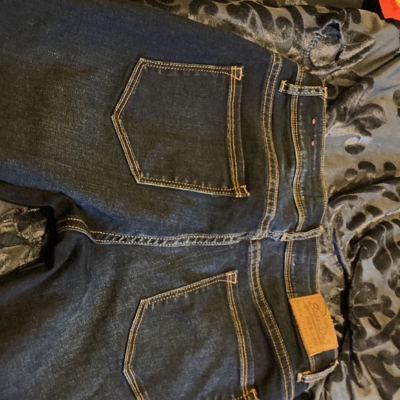 Jeans - Picture 3 of 3